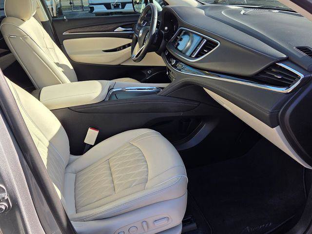 Certified 2023 Buick Enclave Avenir w/ Avenir Technology Package image 46