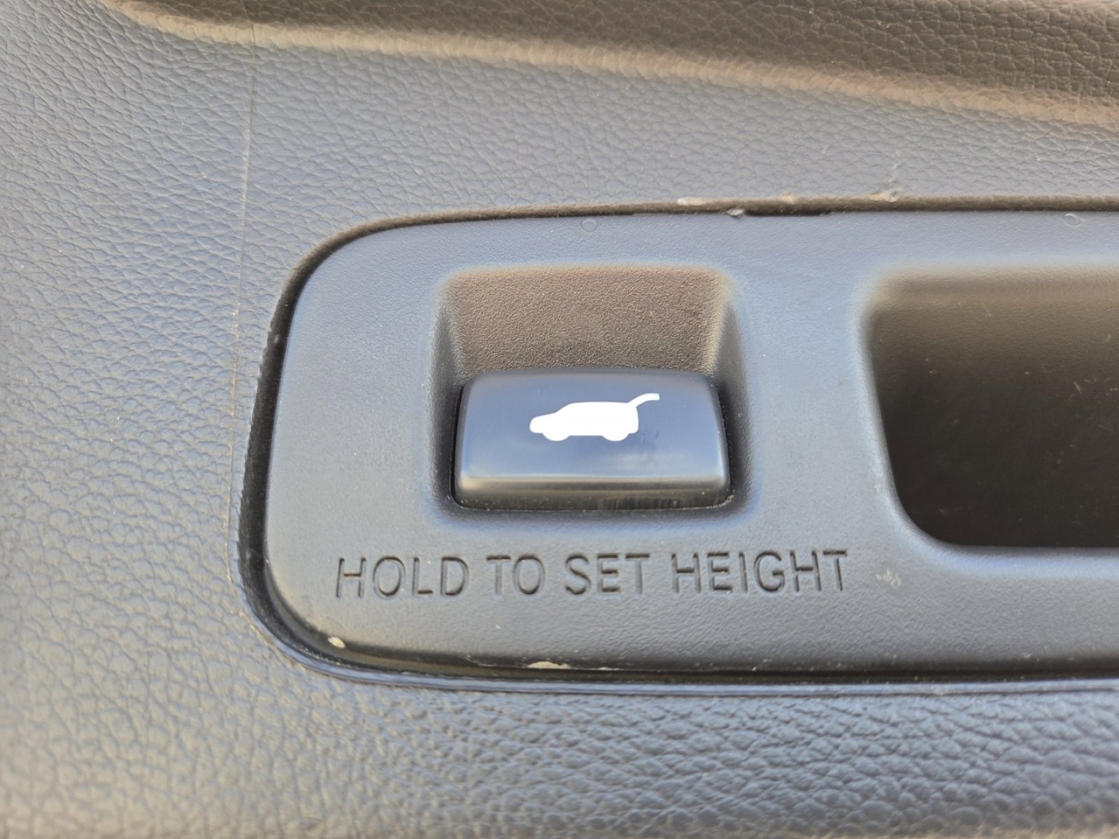 Used 2018 Honda CR-V Touring image 21