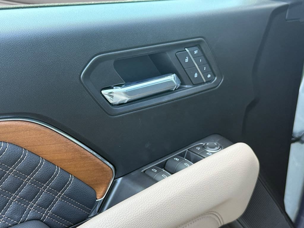 New 2026 GMC Canyon Denali AWD/4WD image 11