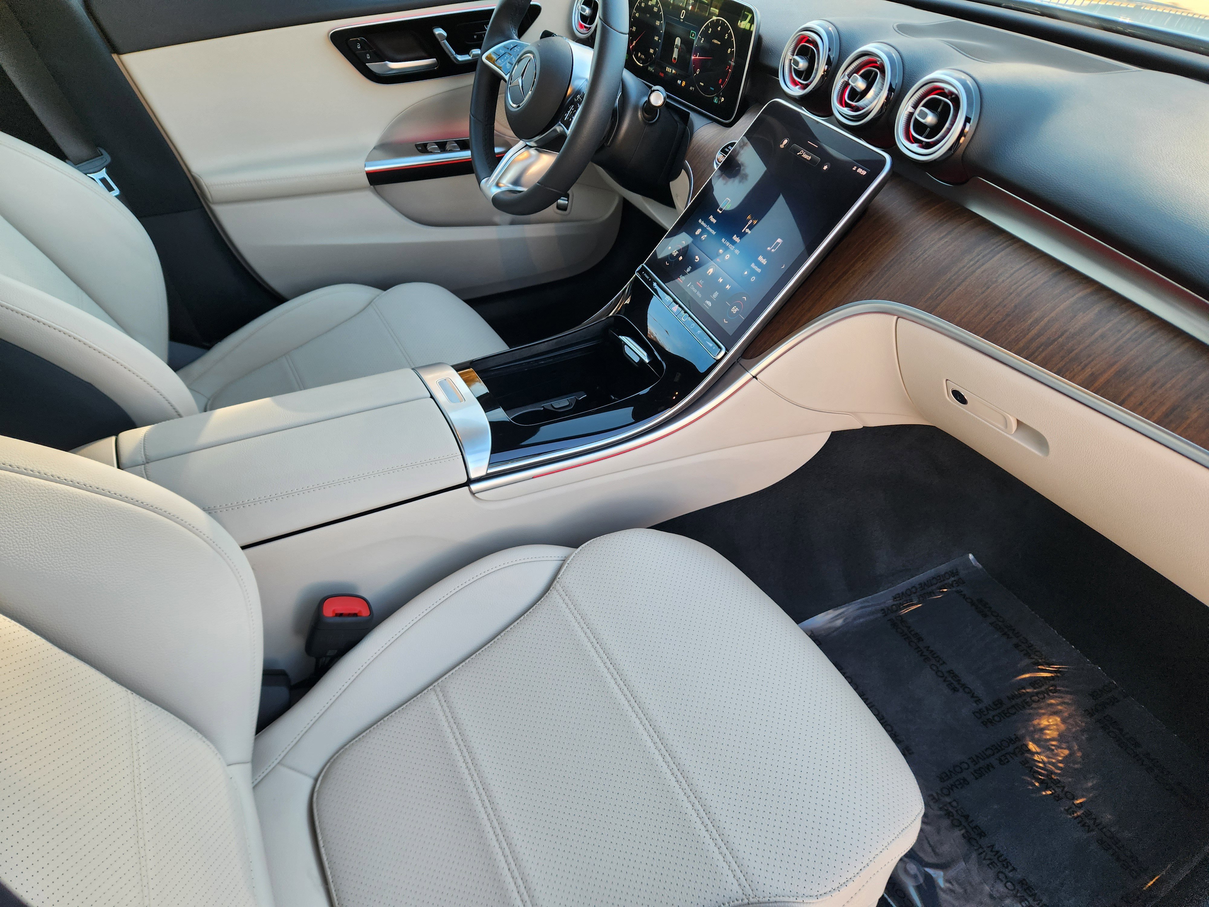 Used 2023 Mercedes-Benz C 300 Sedan image 17