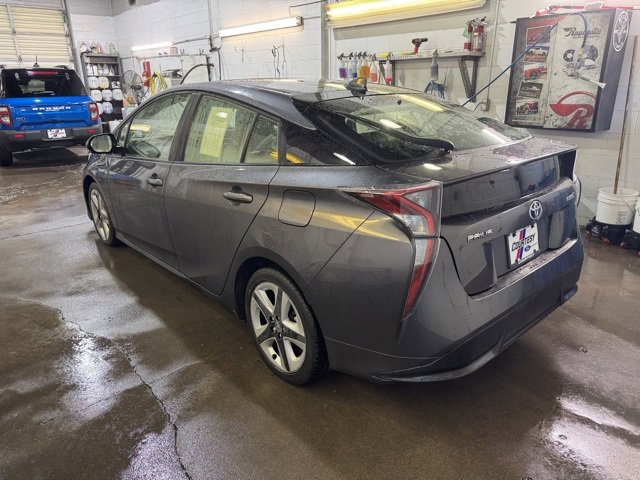 Used 2017 Toyota Prius Four Touring image 2