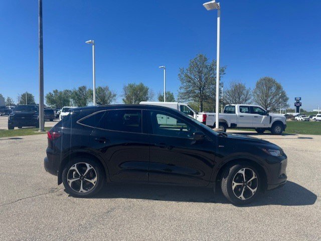 Used 2023 Ford Escape ST-Line Select w/ Tech Pack #2 AWD/4WD image 9