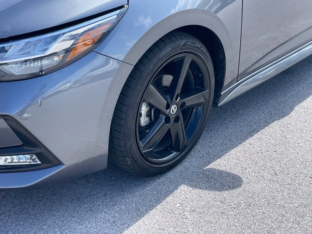 Used 2022 Nissan Sentra SR w/ Midnight Edition FWD image 4