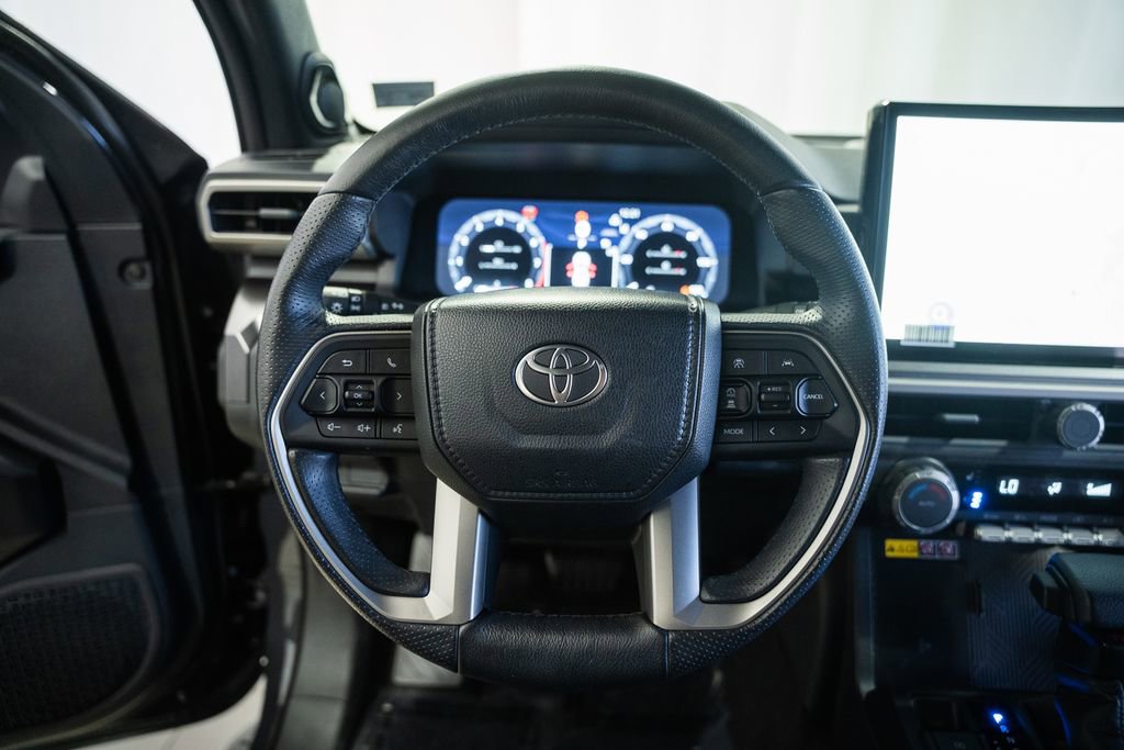 Used 2025 Toyota 4Runner TRD Off-Road Premium w/ Tow Technology Package image 35