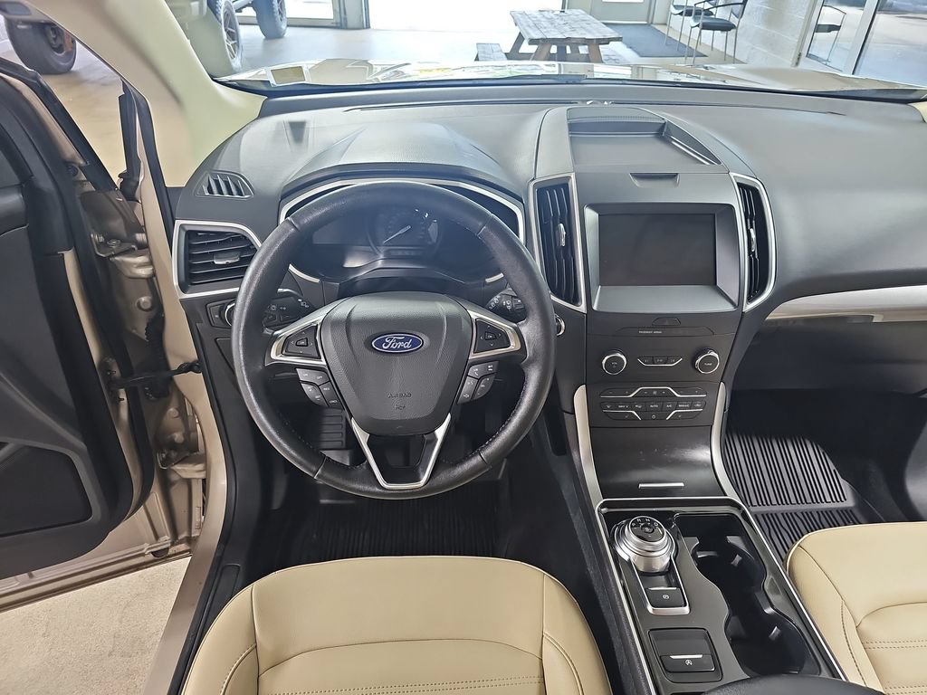 Used 2020 Ford Edge SEL w/ Convenience Package AWD/4WD image 19