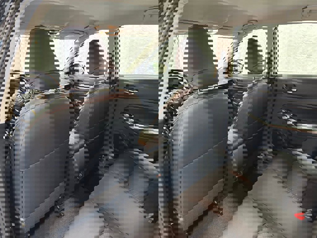 Used 2024 Nissan Altima 2.5 SR image 43