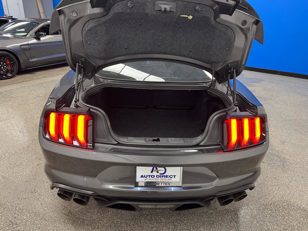 Used 2020 Ford Mustang Shelby GT500 w/ Technology Package RWD image 31