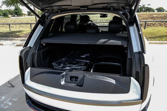New 2026 Land Rover Range Rover SE AWD/4WD image 66