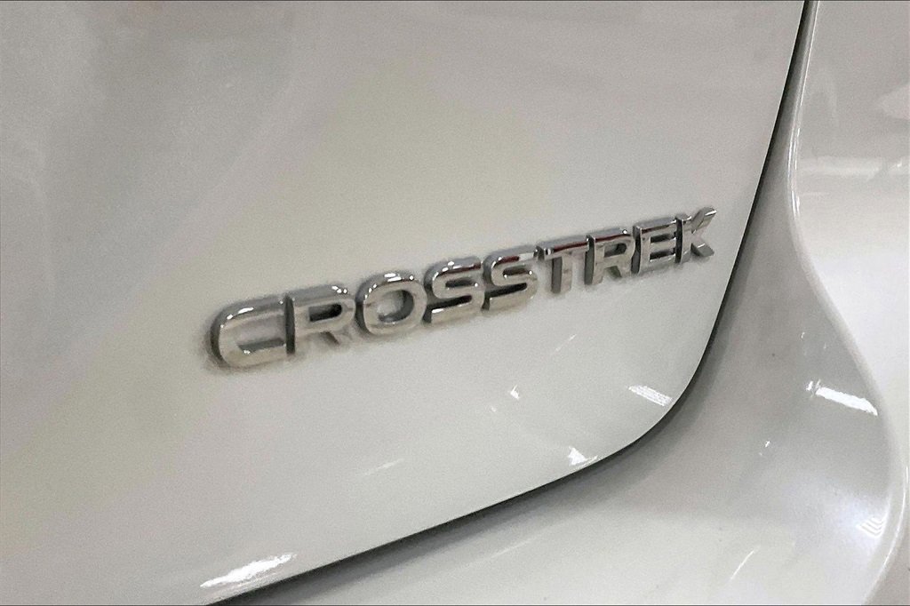 Used 2024 Subaru Crosstrek 2.0i Premium image 8
