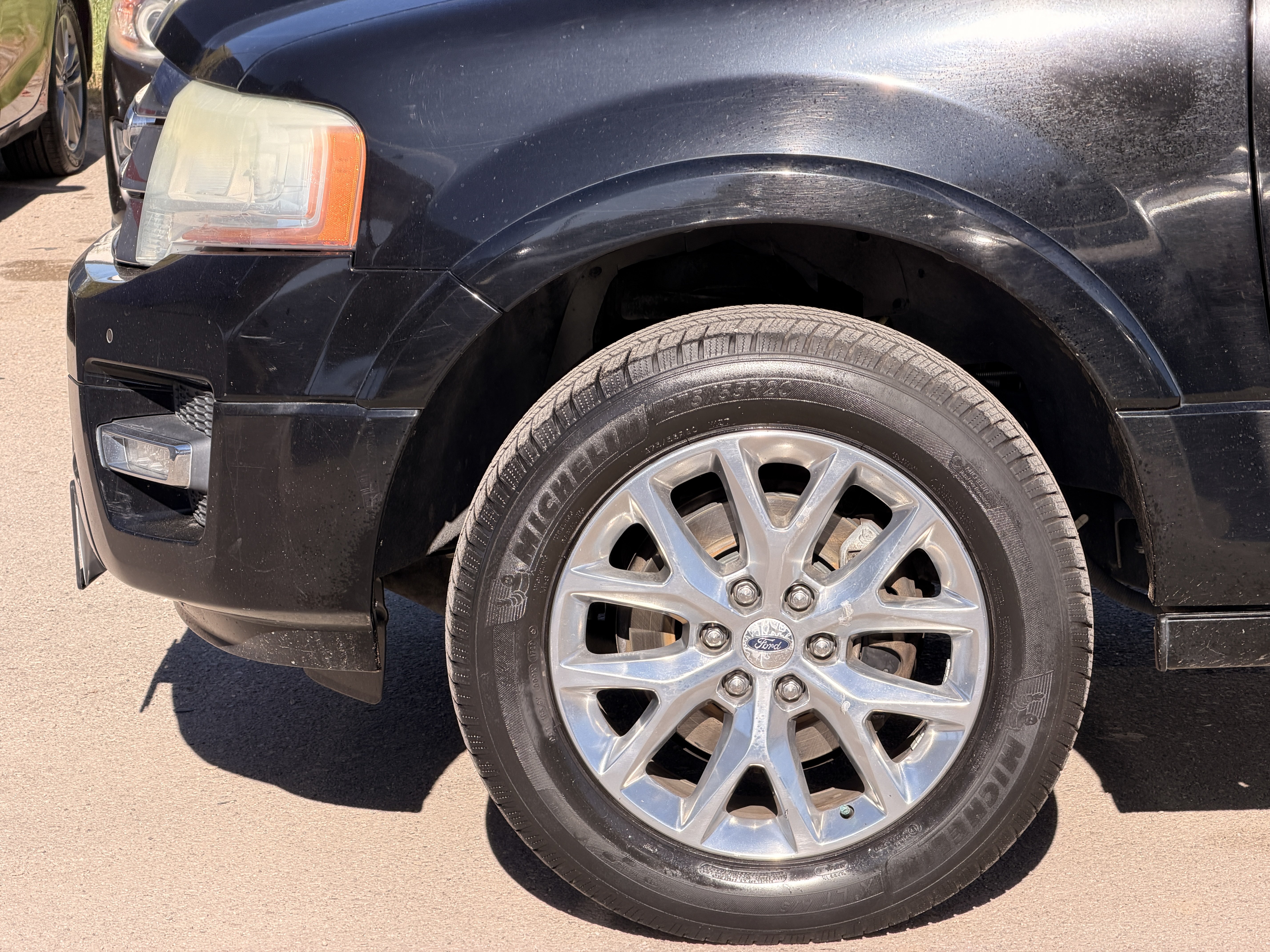 Used 2016 Ford Expedition Limited w/ Equipment Group 301A RWD image 11