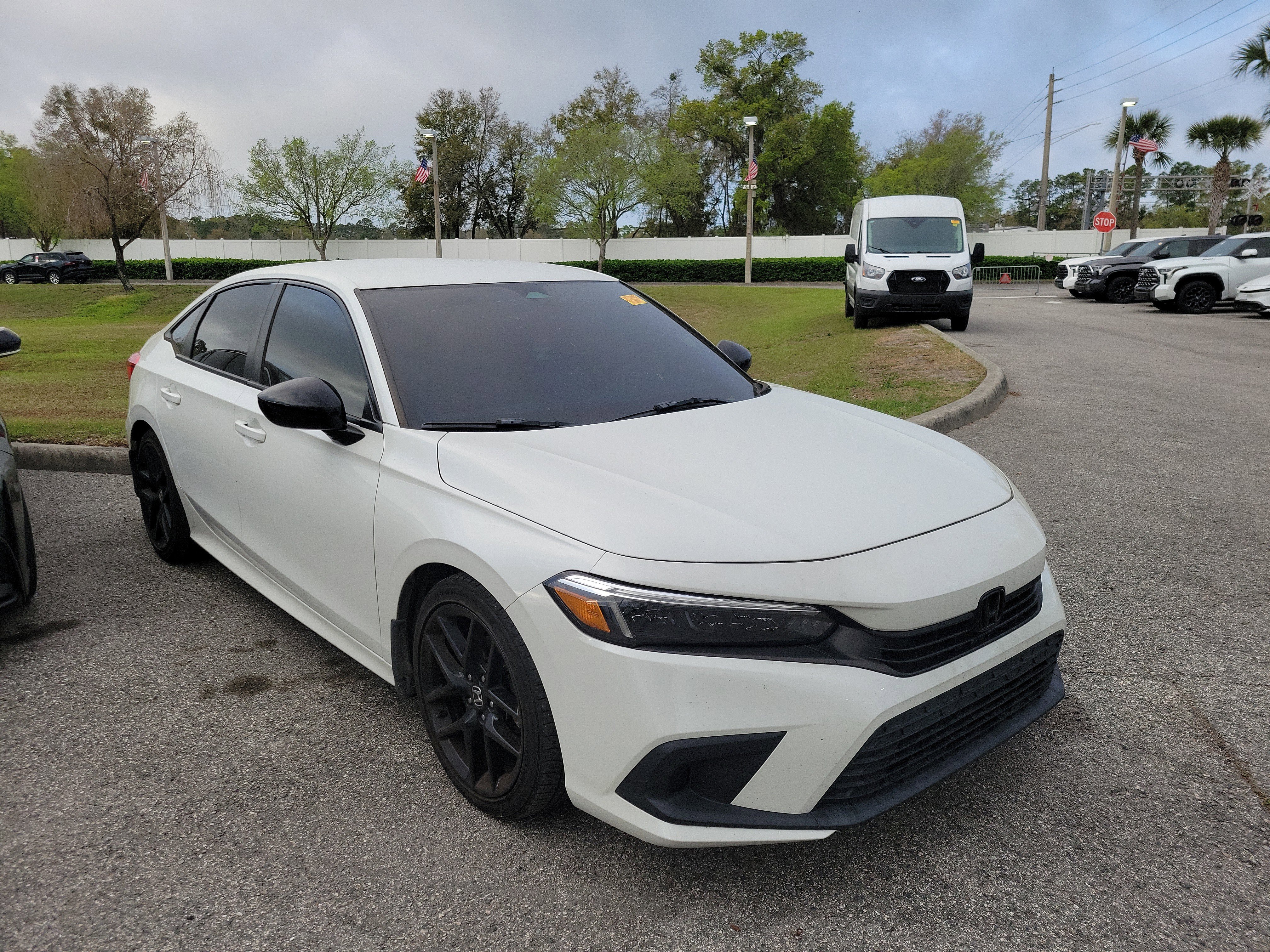 Used 2023 Honda Civic Sport image 6