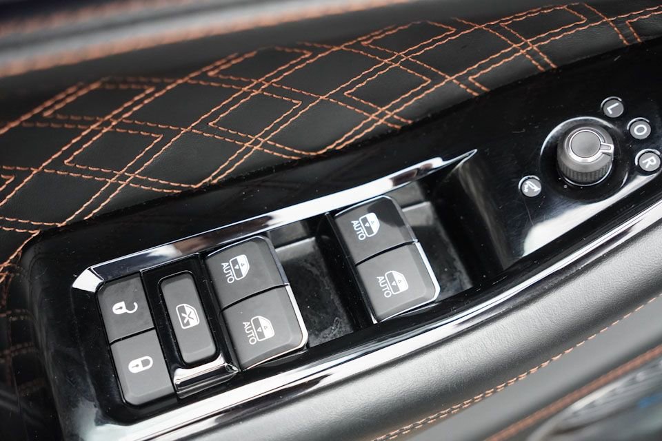 Used 2022 Jeep Grand Cherokee Summit image 24