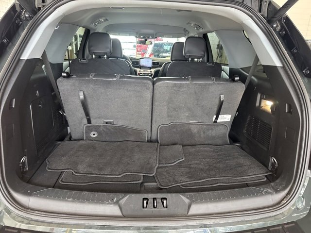 Used 2023 Ford Explorer XLT w/ Equipment Group 202A image 12