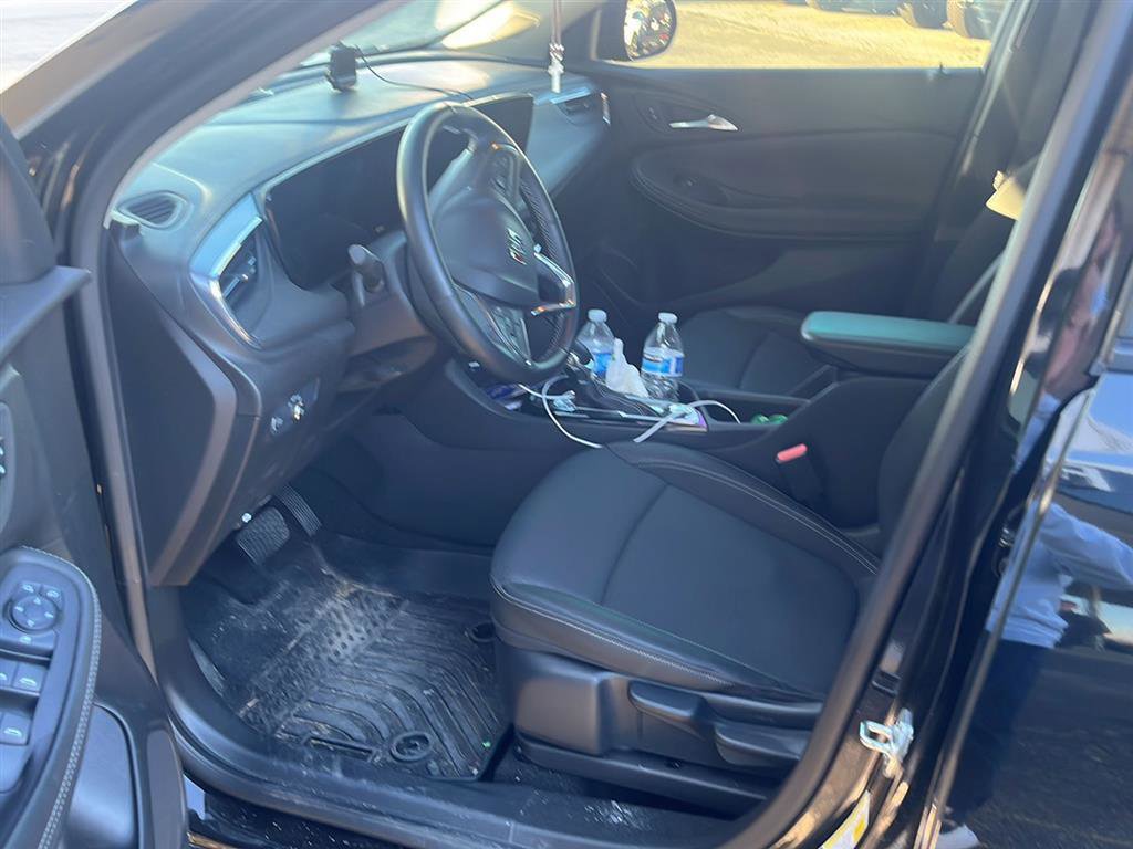 Used 2025 Buick Encore GX Preferred image 3