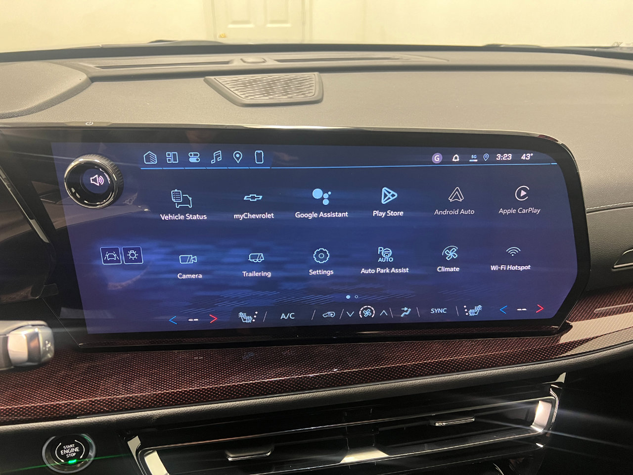 New 2026 Chevrolet Traverse Z71 w/ Enhanced Driving Package image 50