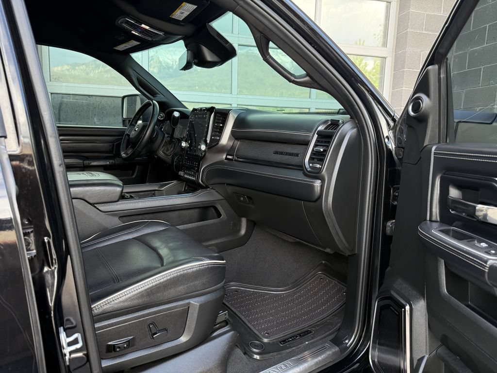 Used 2023 RAM 2500 Limited AWD/4WD image 20