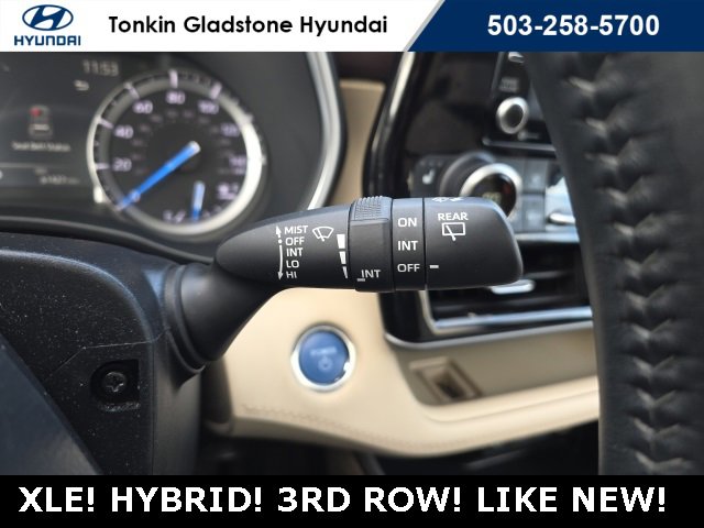 Used 2022 Toyota Highlander XLE image 14