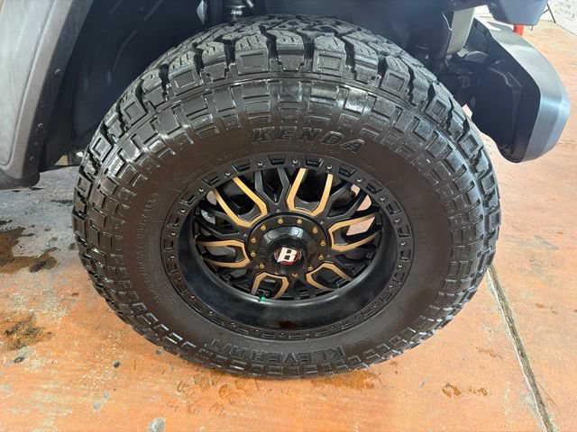 Used 2020 Jeep Gladiator Mojave AWD/4WD image 10