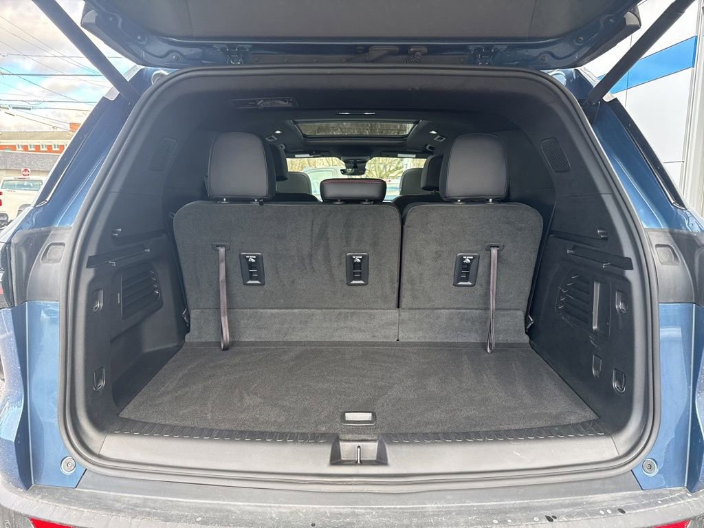 Used 2024 Chevrolet Traverse Z71 w/ Enhanced Driving Package image 17