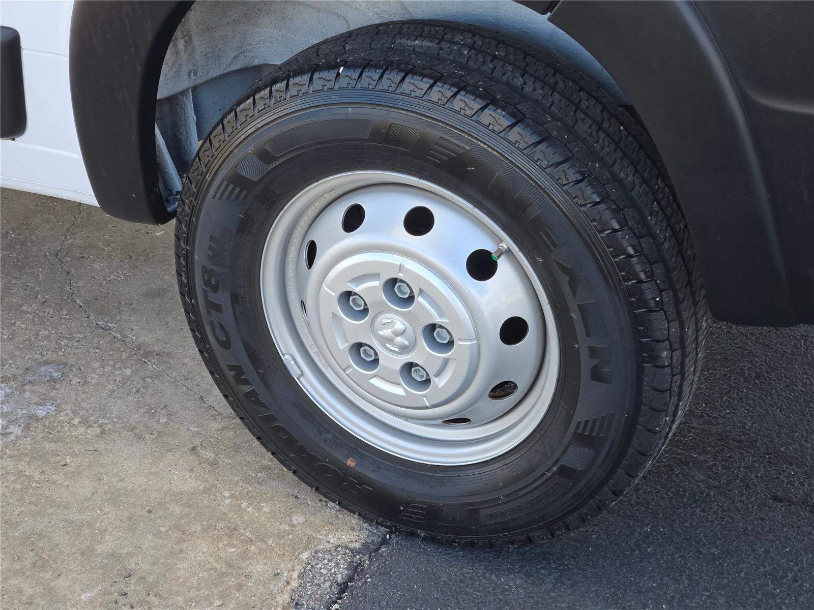 Used 2021 RAM ProMaster 2500 w/ Convenience Group image 19