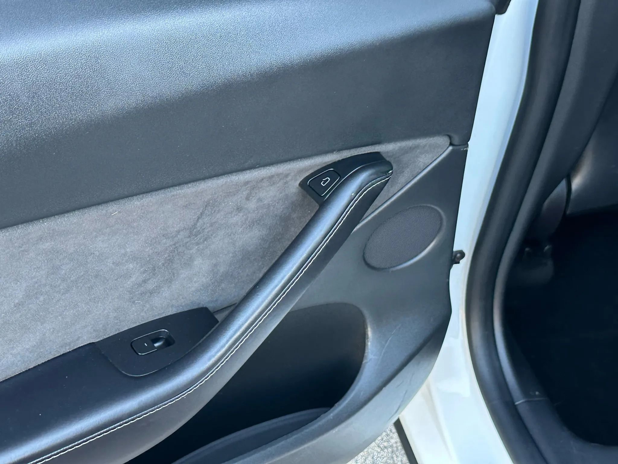 Used 2021 Tesla Model Y Performance image 14