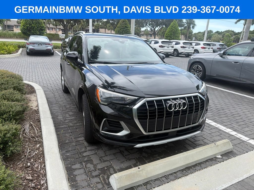 Used 2021 Audi Q3 2.0T Premium w/ Convenience Package AWD/4WD image 5