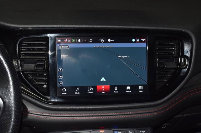 Certified 2024 Dodge Durango GT image 17