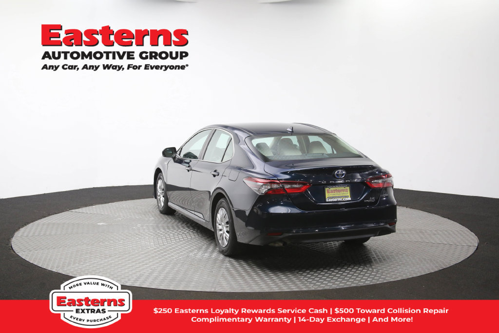 Used 2021 Toyota Camry LE FWD image 65