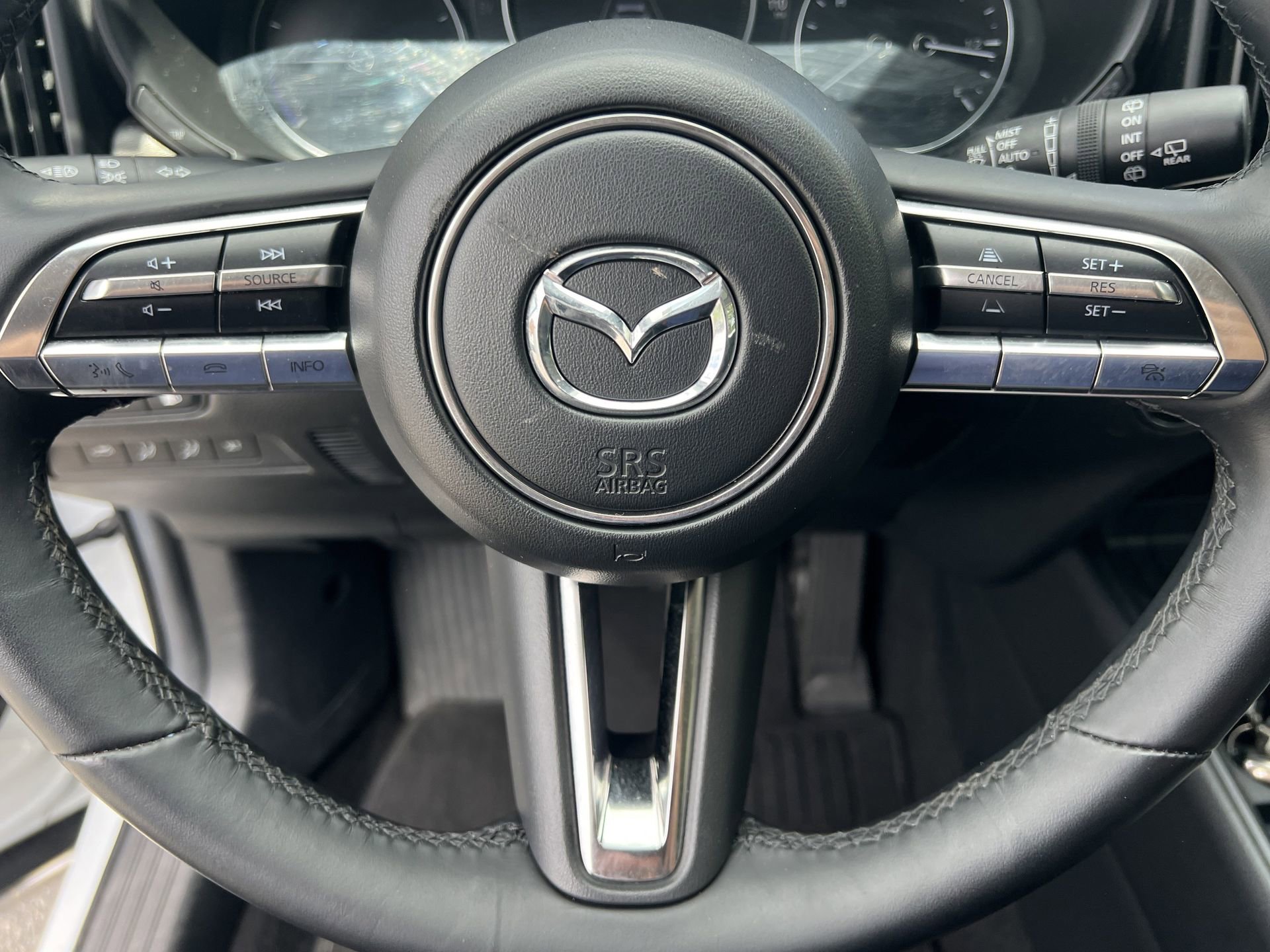 Used 2025 MAZDA CX-50 2.5 Hybrid w/ Premium Plus Pkg image 9