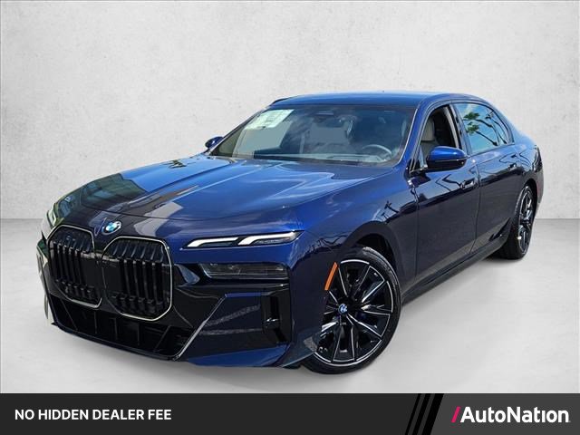 New 2026 BMW 760i xDrive w/ Premium Package