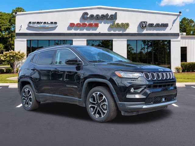 Used 2022 Jeep Compass Limited AWD/4WD image 2