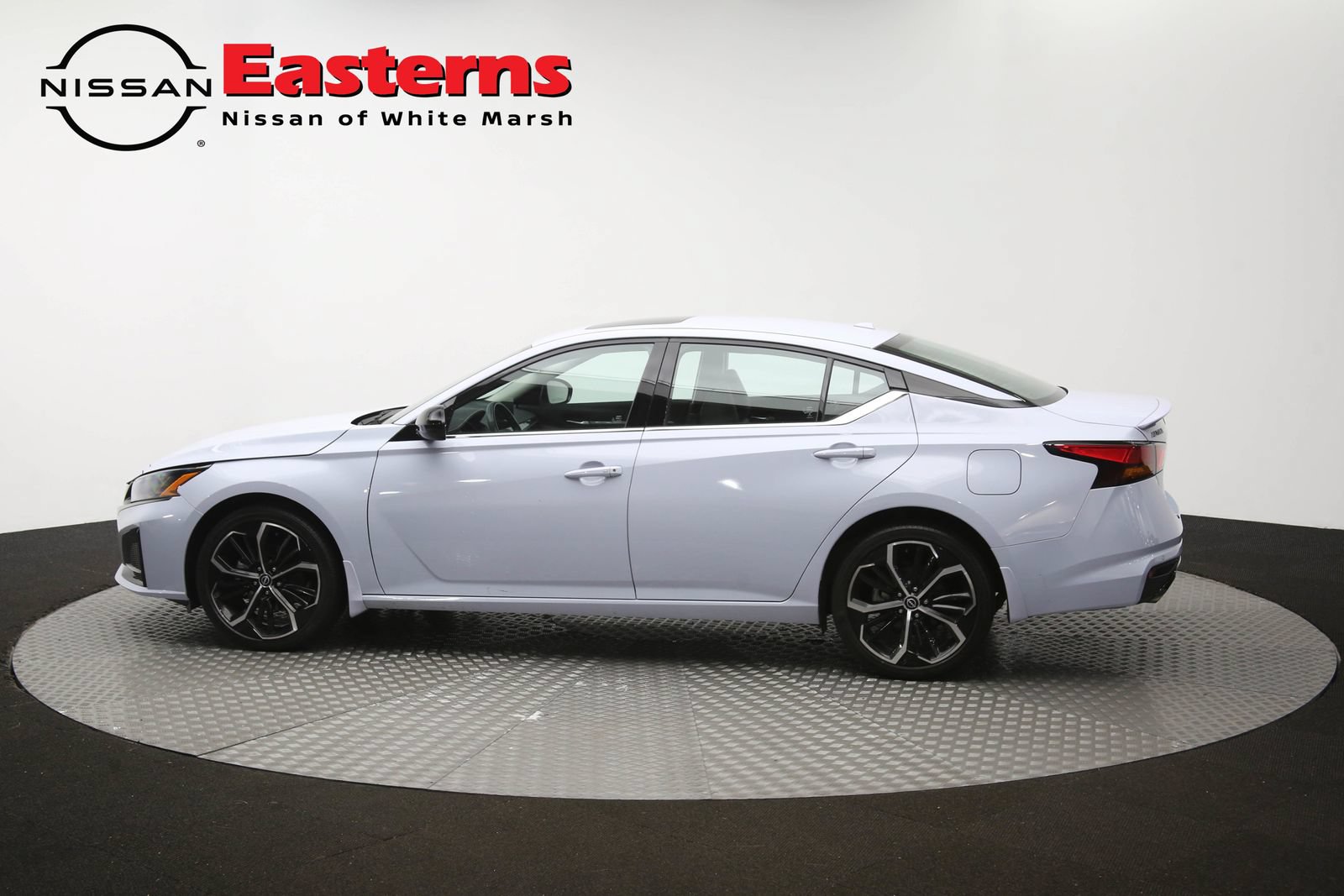 Used 2023 Nissan Altima 2.5 SR AWD/4WD image 59