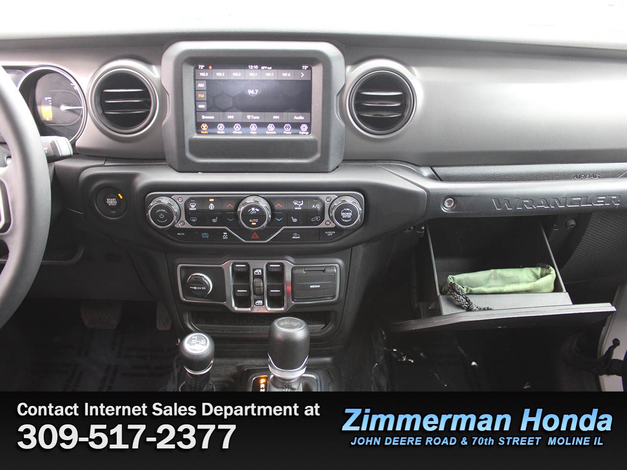 Used 2023 Jeep Wrangler Unlimited w/ Cold Weather Group image 16