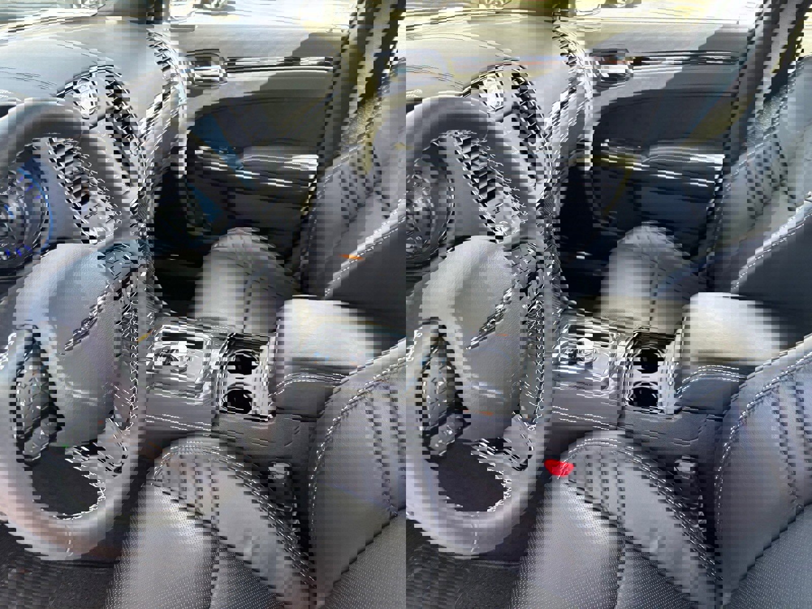 Used 2023 Chrysler 300 C image 22