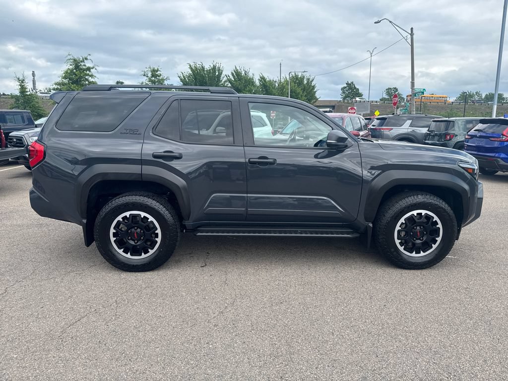 Used 2025 Toyota 4Runner TRD Off-Road AWD/4WD image 9