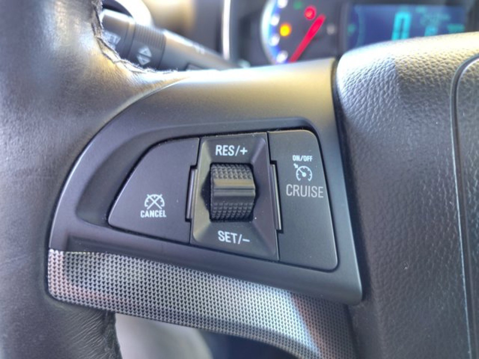 Used 2015 Chevrolet Trax LTZ AWD/4WD image 24