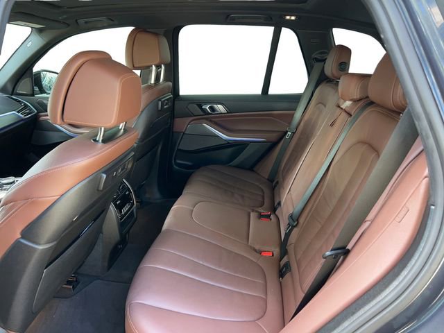 Used 2020 BMW X5 M50i w/ Premium Package AWD/4WD image 10