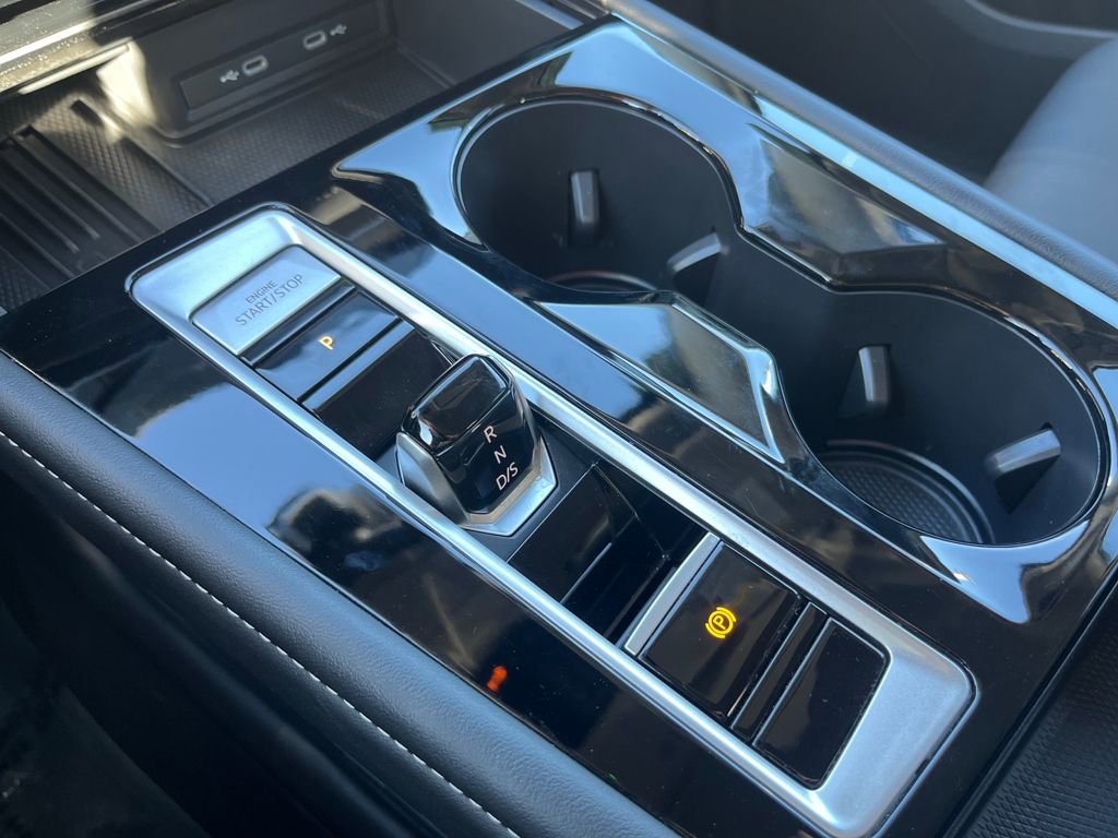 Certified 2025 Volkswagen Atlas SE image 15