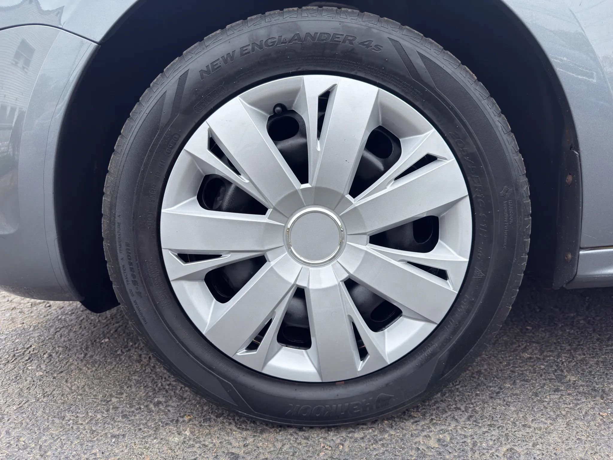 Used 2014 Volkswagen Jetta SE FWD image 12