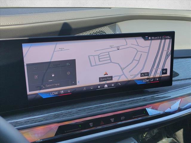 Used 2024 BMW 740i RWD image 13