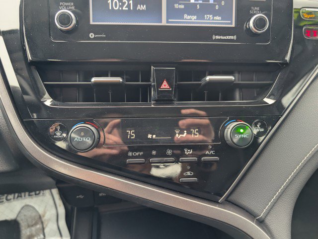 Used 2023 Toyota Camry SE image 10