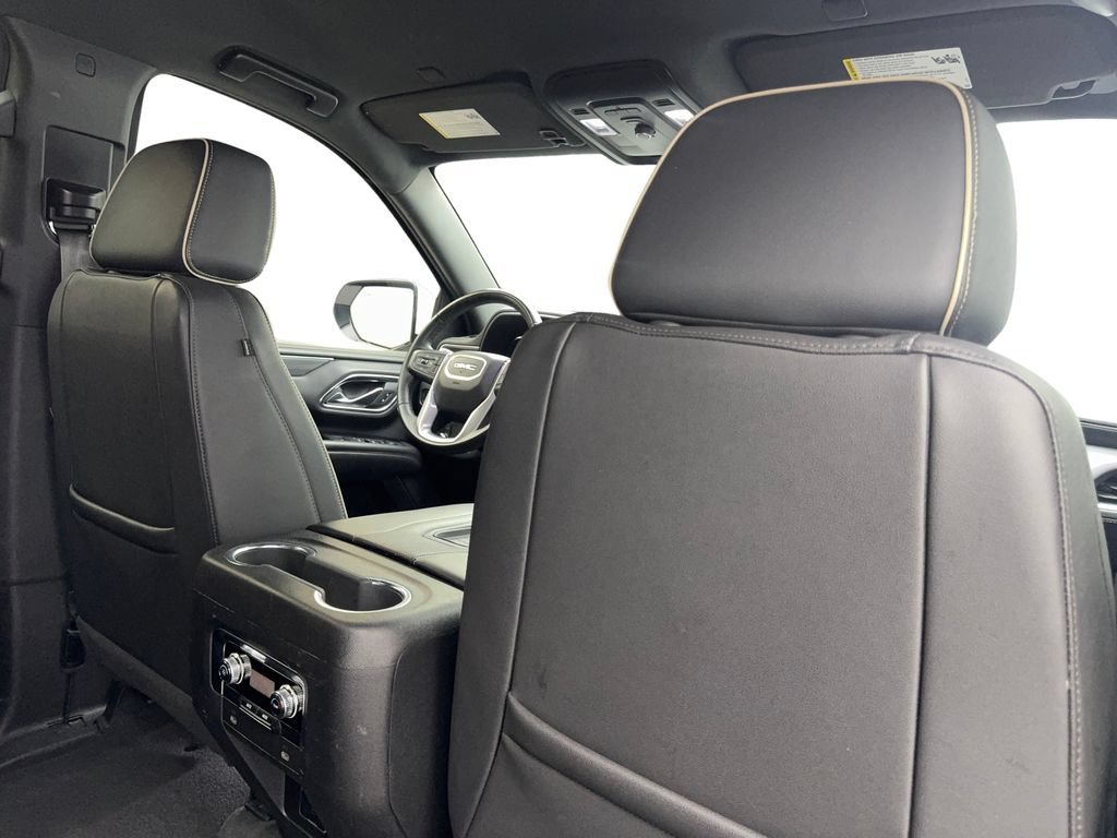 Used 2024 GMC Yukon SLT RWD image 46