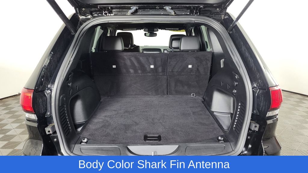 Used 2022 Jeep Grand Cherokee Laredo X image 10