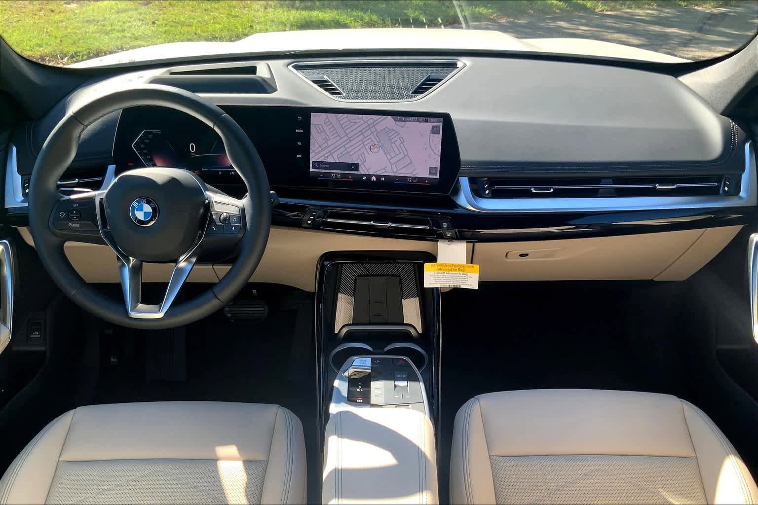 Used 2025 BMW X1 xDrive28i w/ Technology Package AWD/4WD image 5