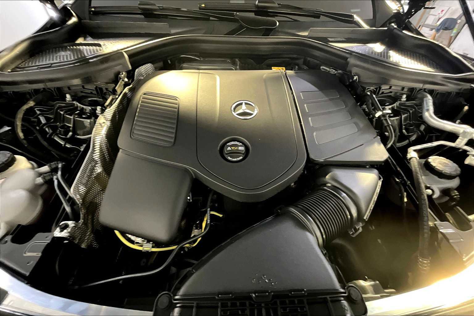 New 2026 Mercedes-Benz GLC 300 4MATIC image 14