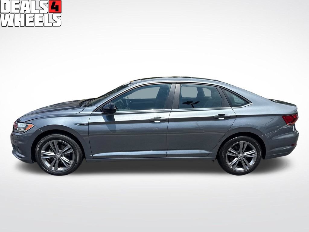 Used 2019 Volkswagen Jetta R-Line w/ R-Line Cold Weather Package FWD image 2