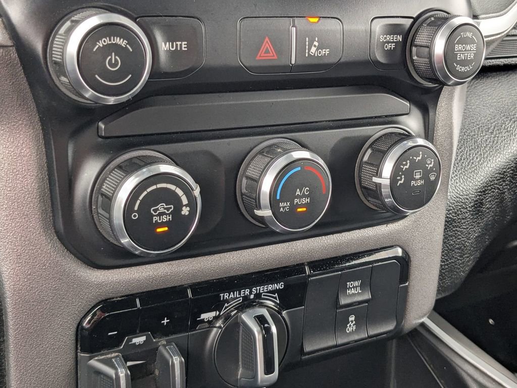 Used 2021 RAM 1500 Big Horn w/ Trailer Tow Group AWD/4WD image 19