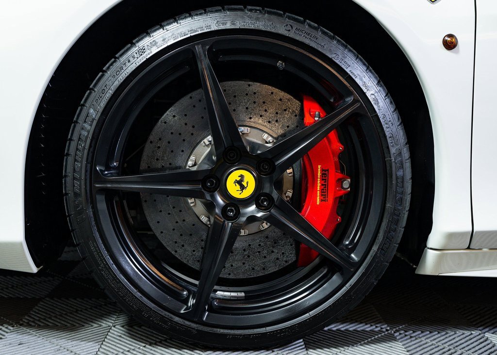 Used 2012 Ferrari 458 Italia Coupe image 5