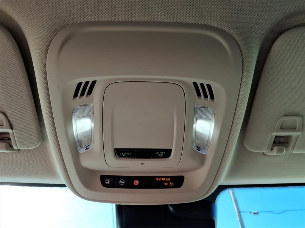 Used 2022 Buick Envision Preferred image 23