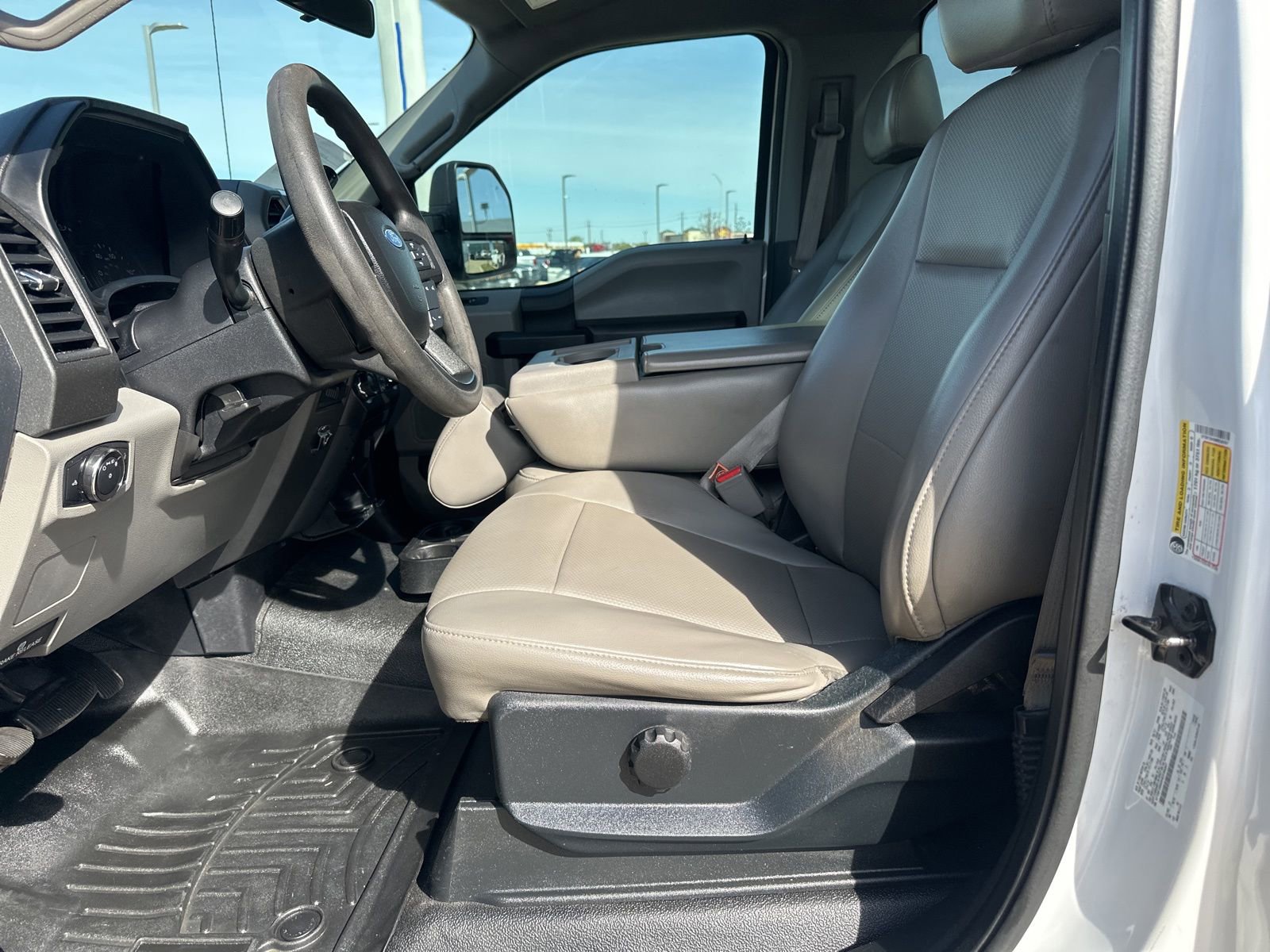 Used 2017 Ford F250 XL w/ Power Equipment Group image 15